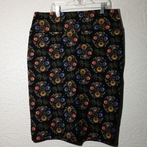 Lularoe Cassie Skirt Blk w/ Gold Blue & Red Floral sz L